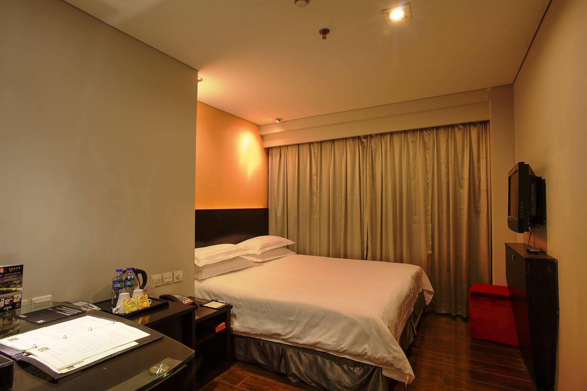 Fx Hotel Xujiahui - Shanghai Stadium Branch Dış mekan fotoğraf