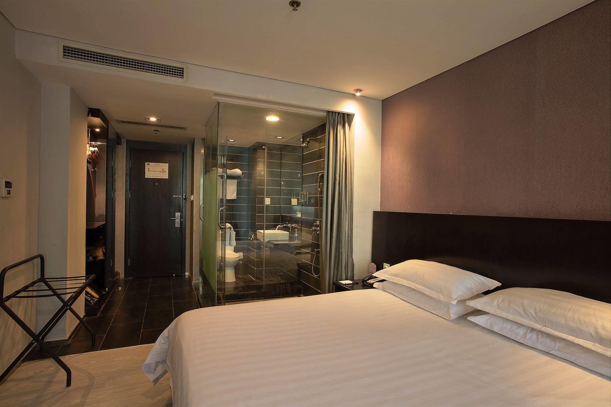 Fx Hotel Xujiahui - Shanghai Stadium Branch Dış mekan fotoğraf